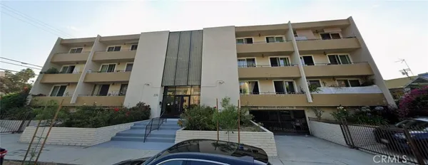 $2,000 | 336 North Berendo Street, Unit 305, Los Angeles, CA 90004