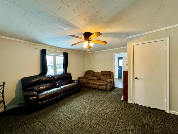 $109,900 | 810 2nd Street Northeast, Roseau, MN 56751