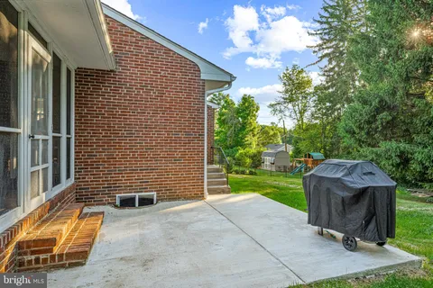 $799,900 | 601 Stratford Drive, Moorestown, NJ 08057