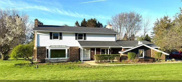 $528,000 | W2268 Ledgeview Road, Green Lake, WI 54941