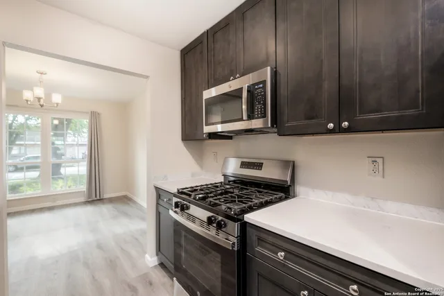 $1,650 | 127 Dartmoor Street, San Antonio, TX 78227