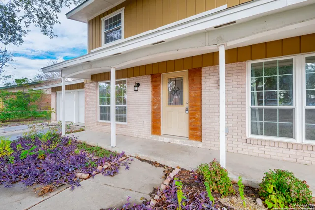 $1,650 | 127 Dartmoor Street, San Antonio, TX 78227