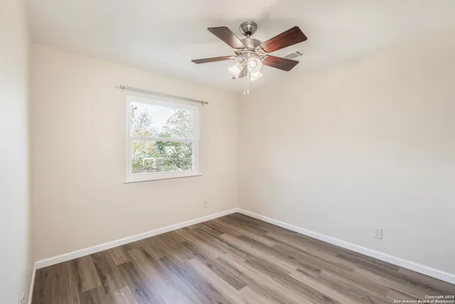 $1,650 | 127 Dartmoor Street, San Antonio, TX 78227