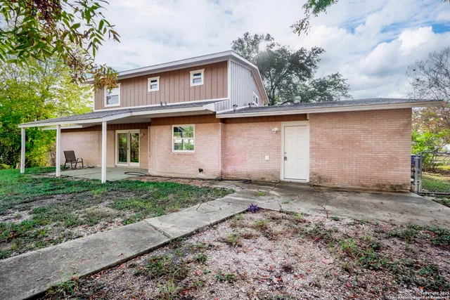 $1,650 | 127 Dartmoor Street, San Antonio, TX 78227