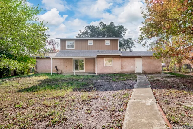$1,650 | 127 Dartmoor Street, San Antonio, TX 78227