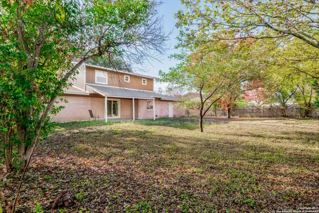 $1,650 | 127 Dartmoor Street, San Antonio, TX 78227