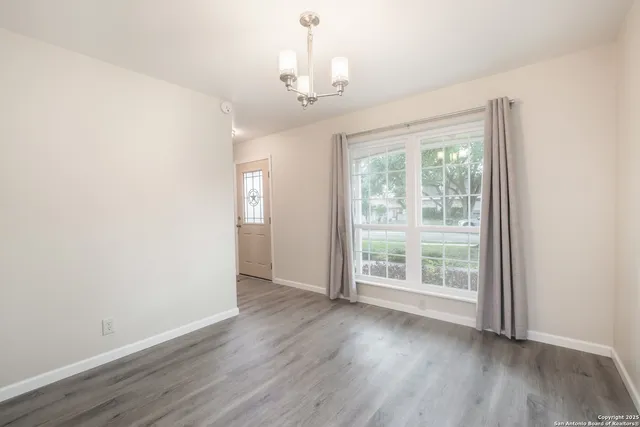 $1,650 | 127 Dartmoor Street, San Antonio, TX 78227