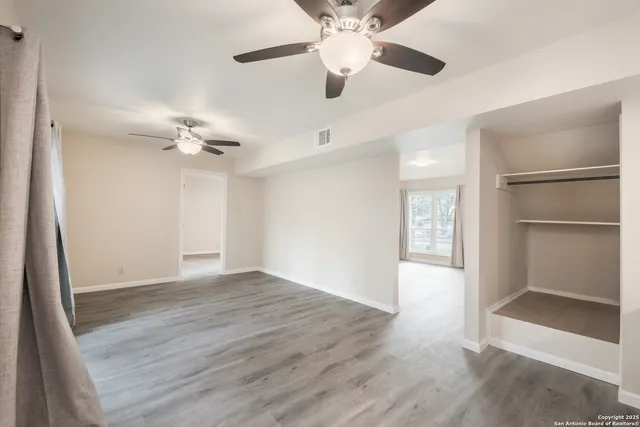 $1,650 | 127 Dartmoor Street, San Antonio, TX 78227