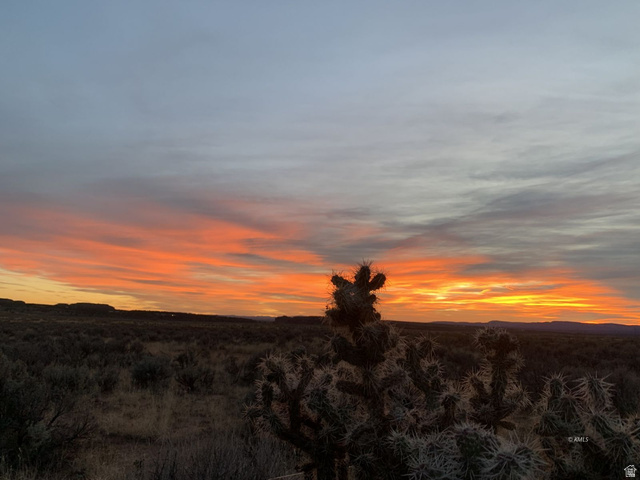 11 Crimson Road East, Unit 11 Kanab, UT 84741 - Photo 1 of 21 View of mountain background