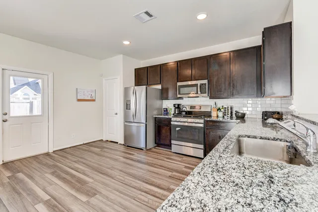 $349,999 | 18624 Birch Orchard Court, Magnolia, TX 77355