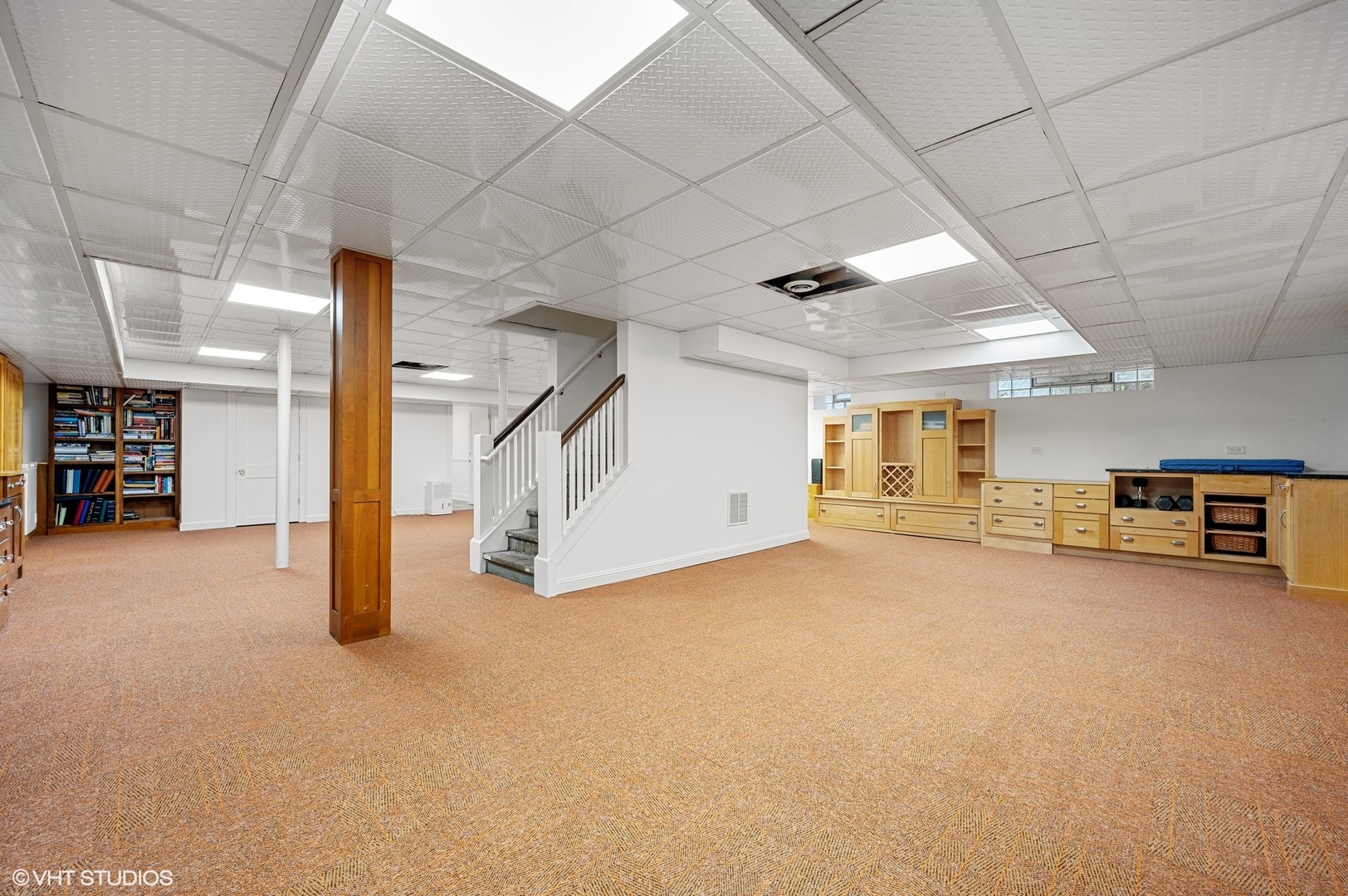 1002 Monroe Avenue River Forest, IL 60305 - Photo 23 of 31 a view of a livingroom with an empty space