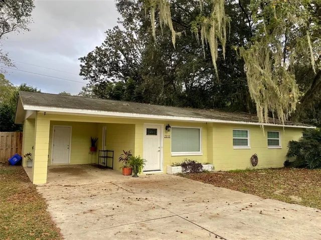 $1,550 | 2111 Northwest 55th Street, Gainesville, FL 32605