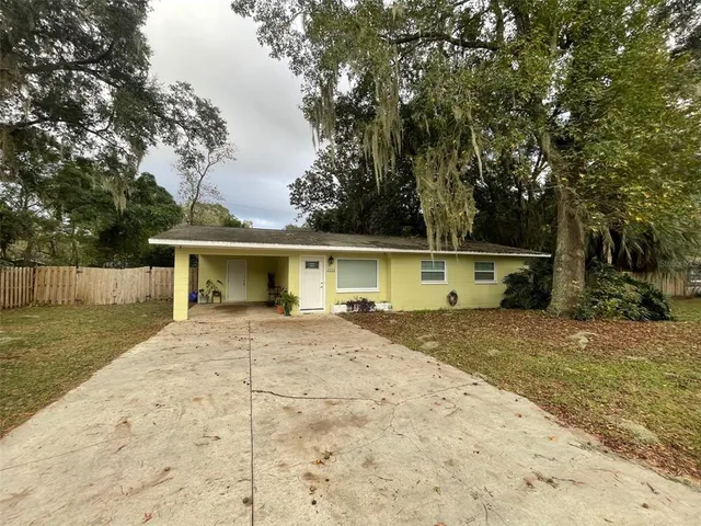 $1,550 | 2111 Northwest 55th Street, Gainesville, FL 32605
