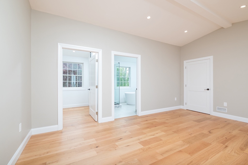 89 R Upland Road Winthrop, MA 02152 - Photo 21 of 33