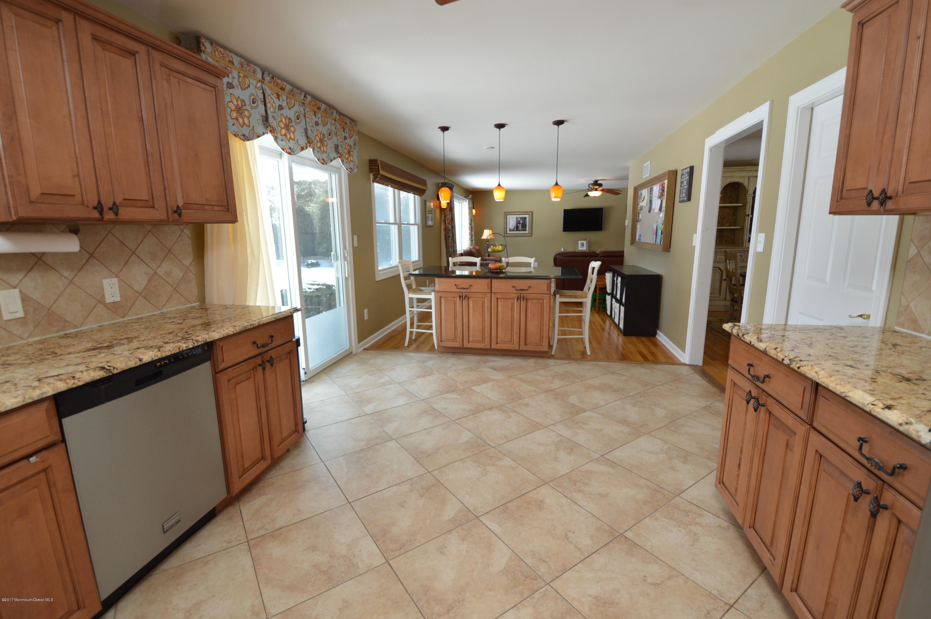58 Bar Harbor Road South Freehold, NJ 07728 - Photo 11 of 33 DSC_0014