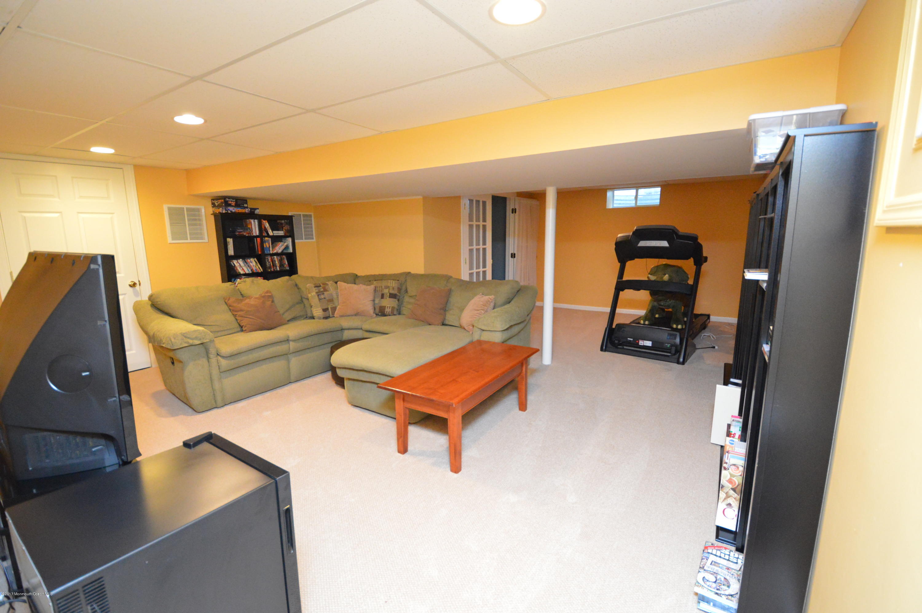 58 Bar Harbor Road South Freehold, NJ 07728 - Photo 27 of 33 DSC_0047