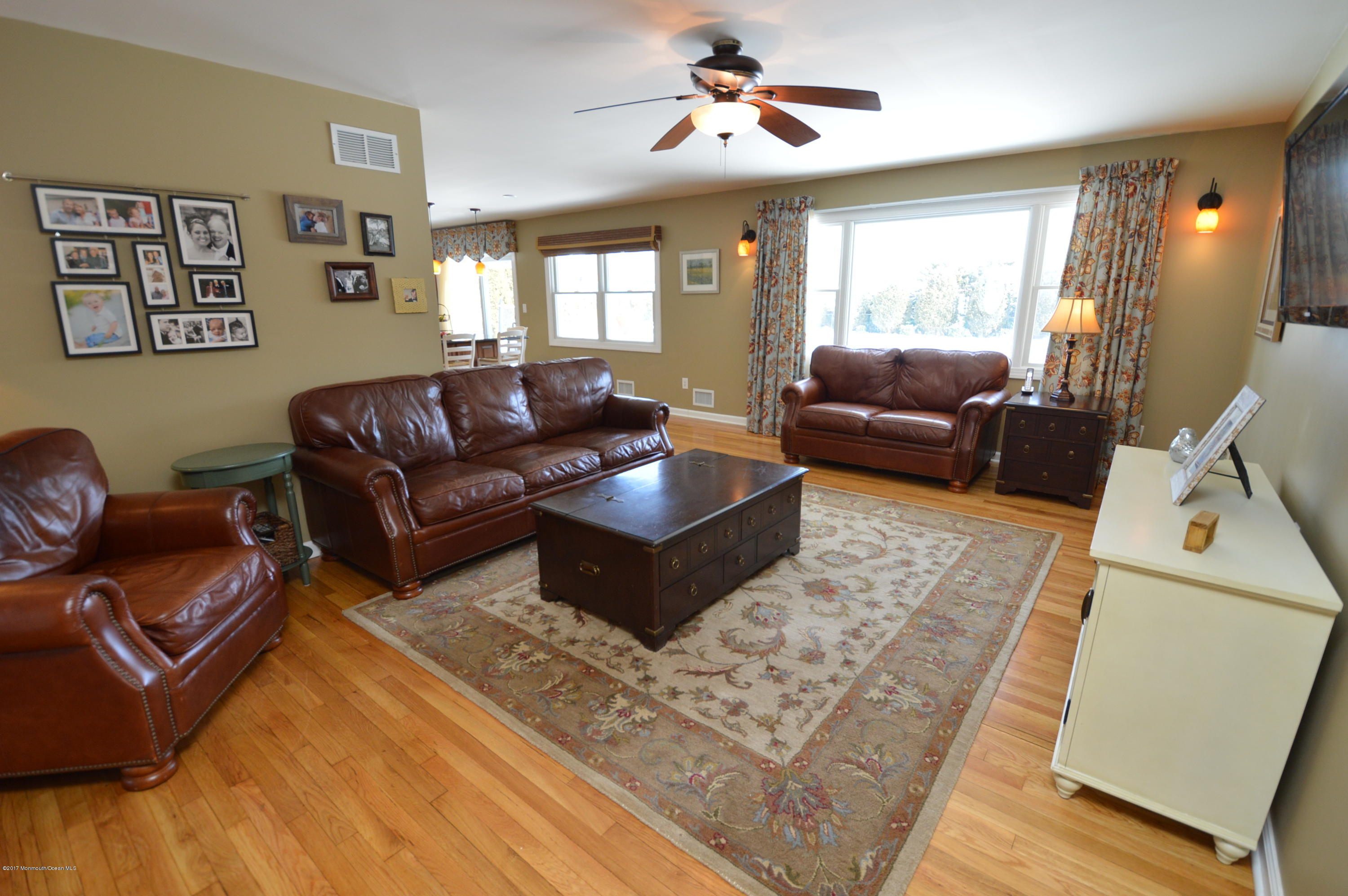 58 Bar Harbor Road South Freehold, NJ 07728 - Photo 6 of 33 DSC_0007