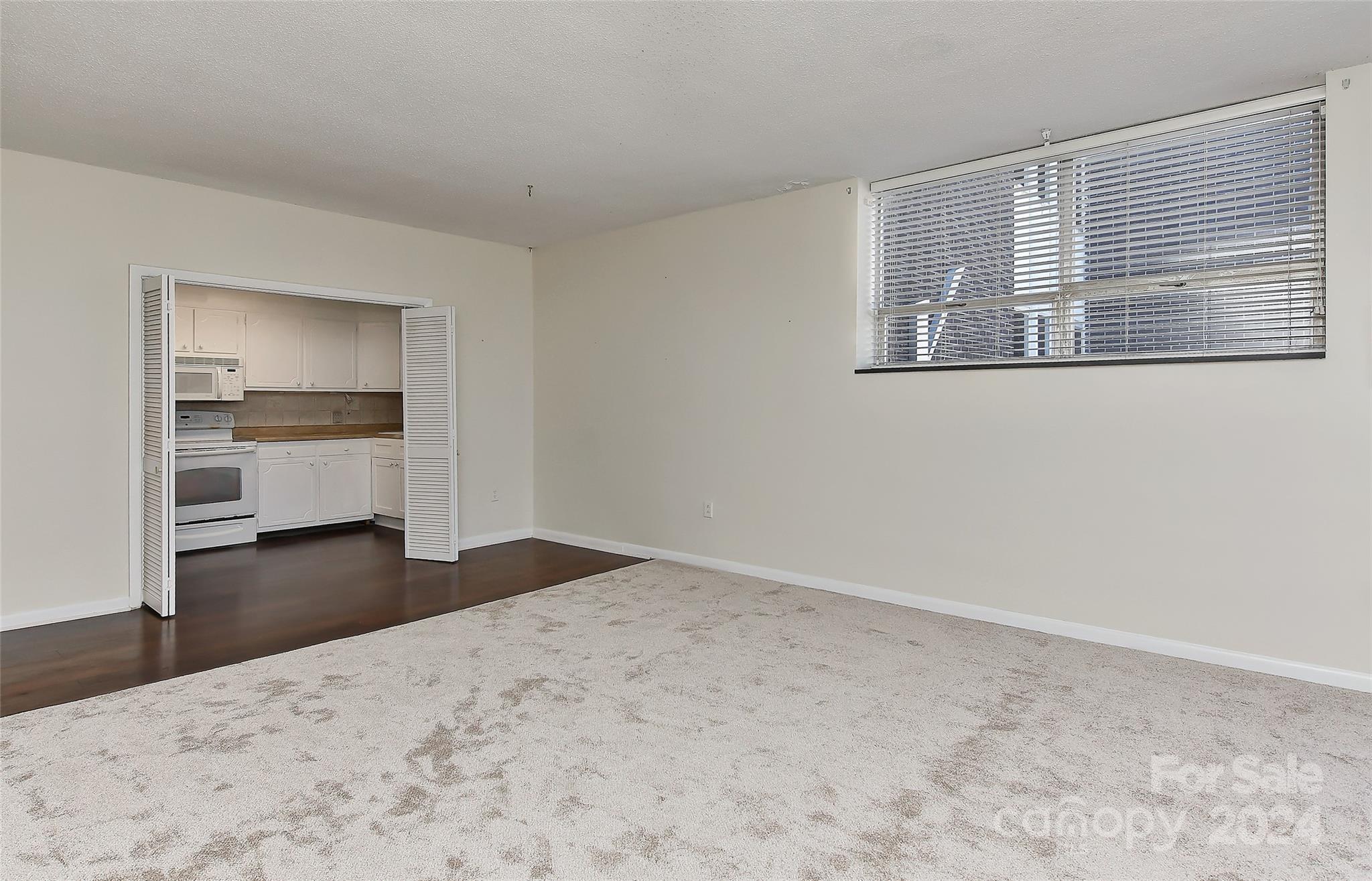 1300 Reece Road, Unit 511 Charlotte, NC 28209 - Photo 8 of 38 Gallery Image 8