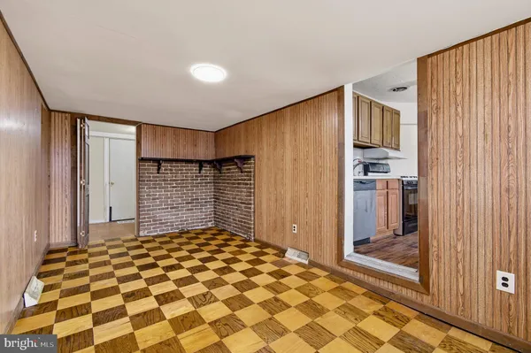 $344,900 | 7726 Emerson Road, Hyattsville, MD 20784