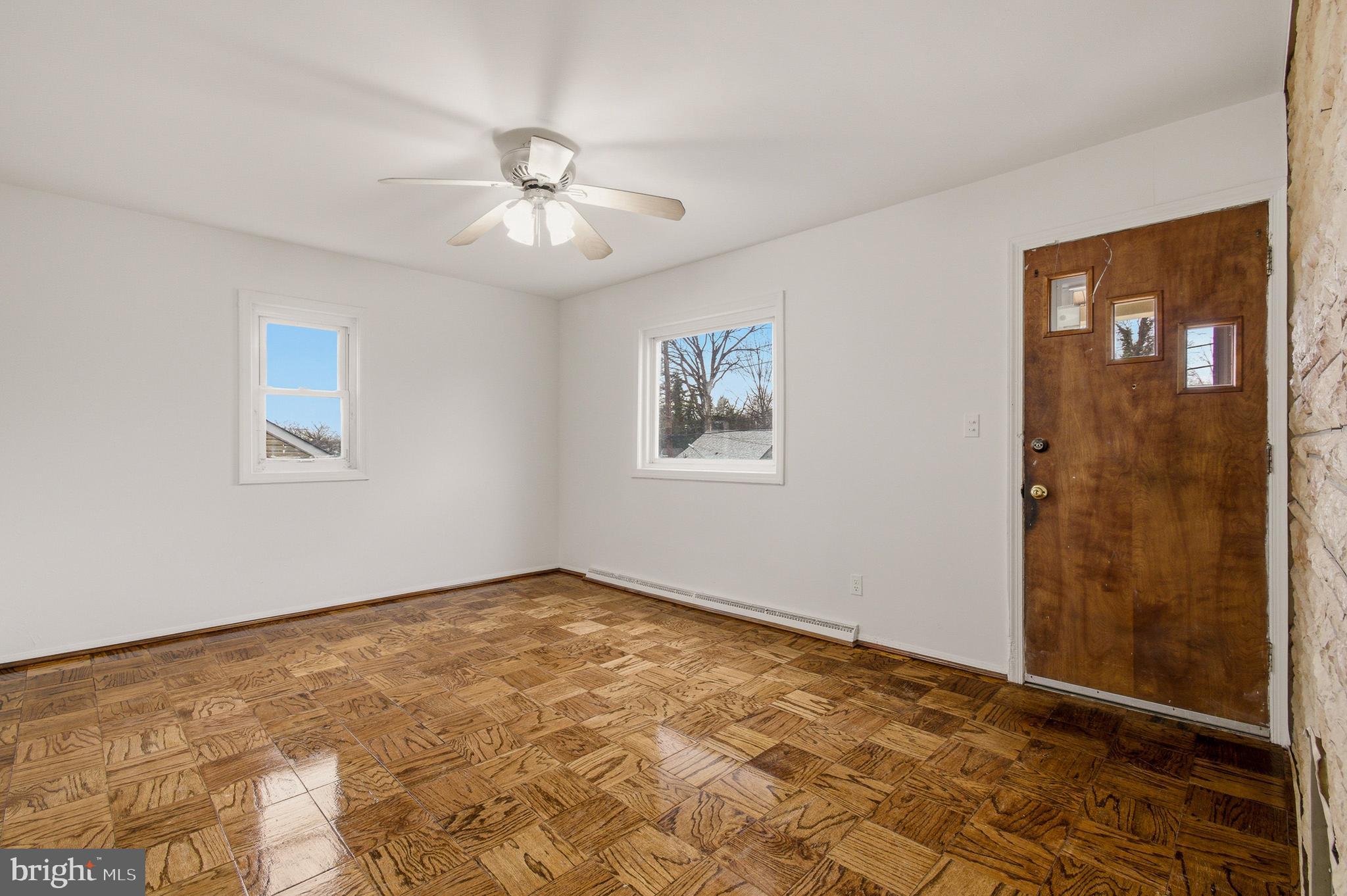 7726 Emerson Road Hyattsville, MD 20784 - Photo 9 of 66