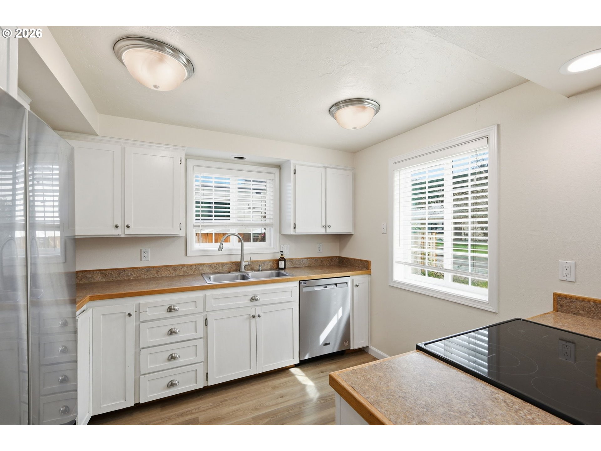 7438 A Street Springfield, OR 97478 - Photo 11 of 47