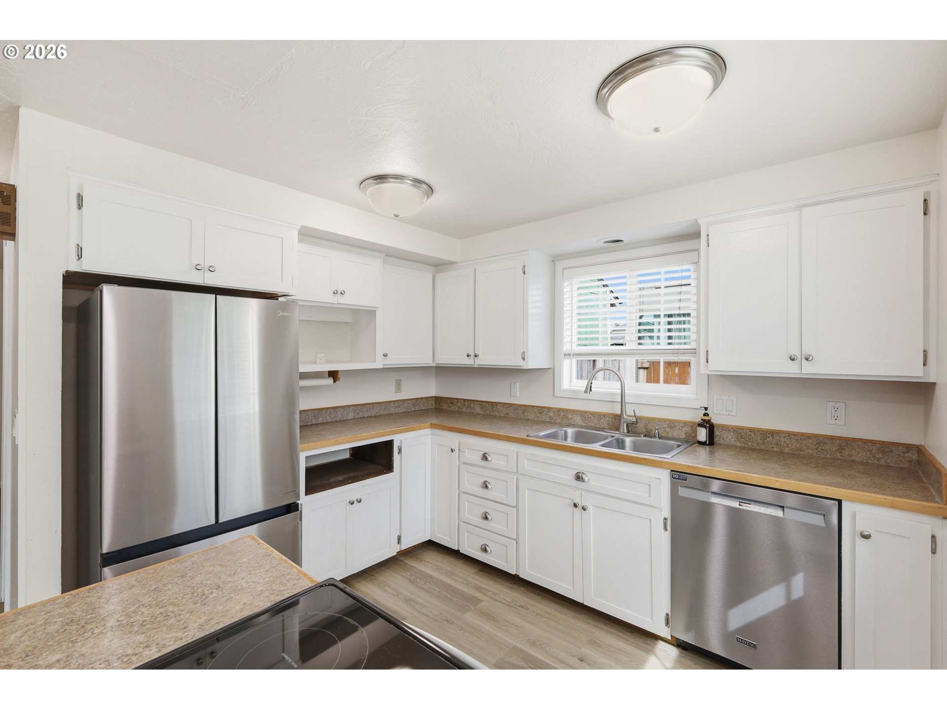 7438 A Street Springfield, OR 97478 - Photo 13 of 47