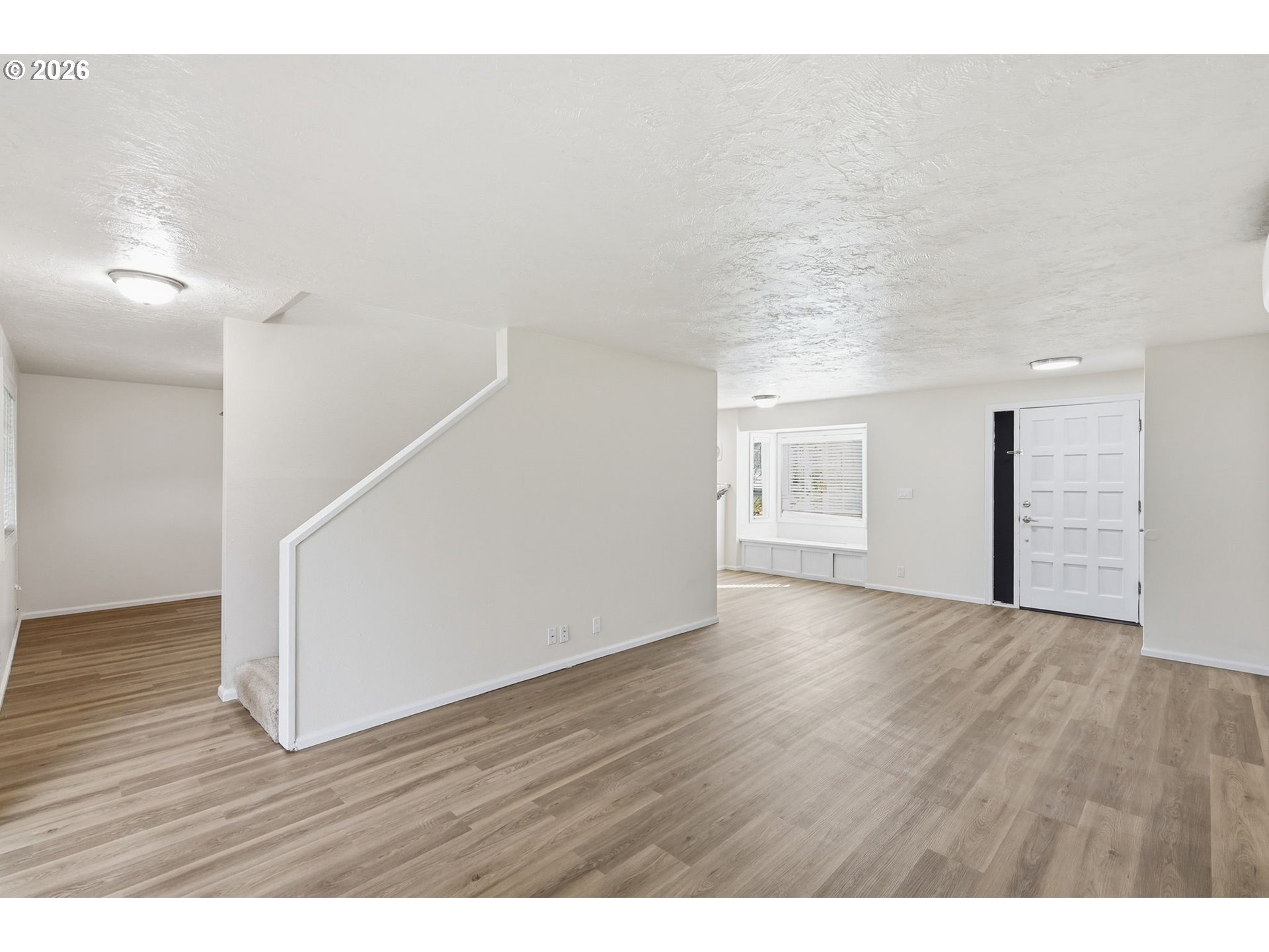 7438 A Street Springfield, OR 97478 - Photo 4 of 47