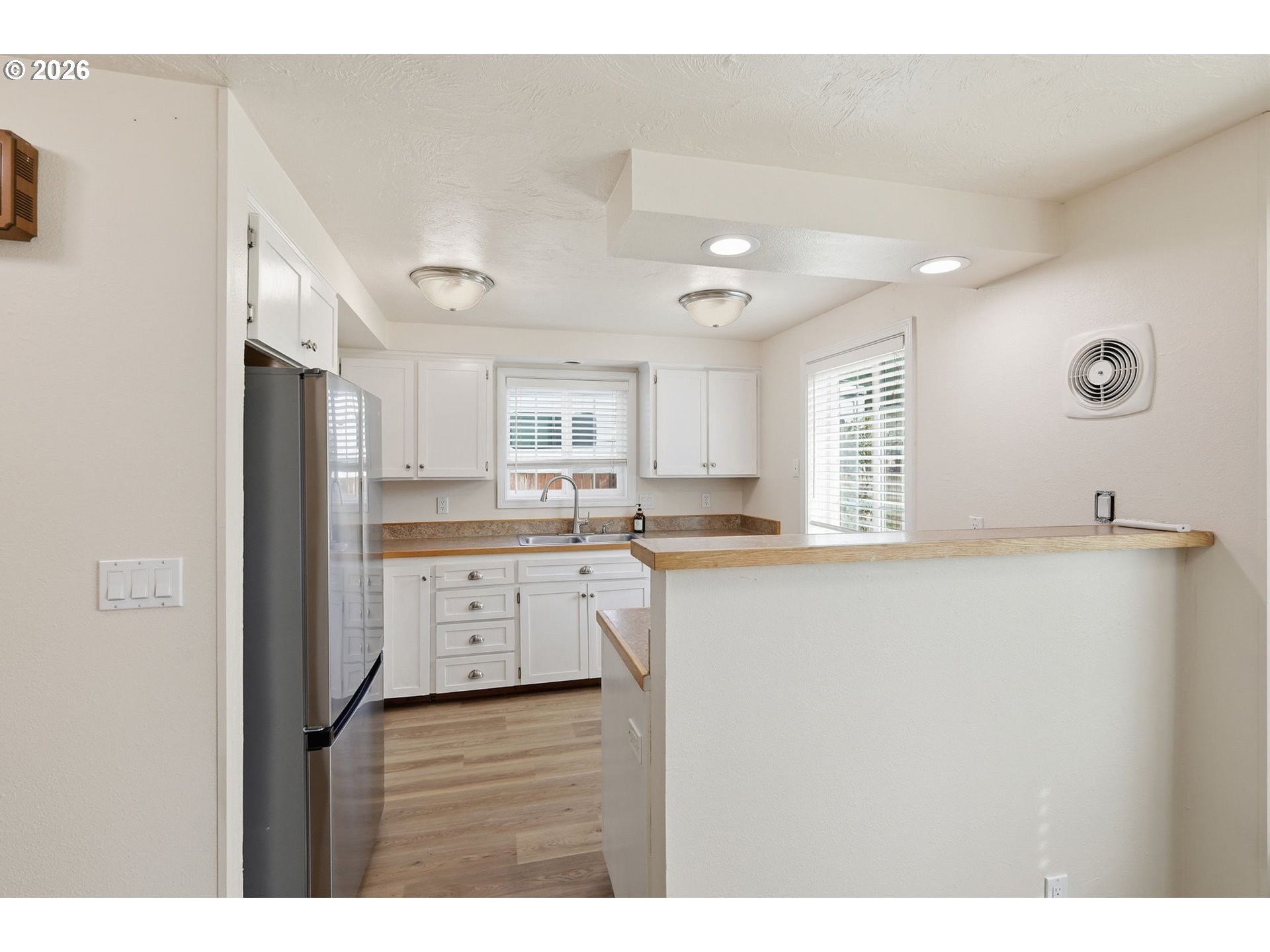 7438 A Street Springfield, OR 97478 - Photo 9 of 47