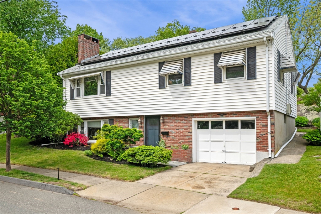 88 Moffatt Road Salem, MA 01970 - Photo 1 of 37