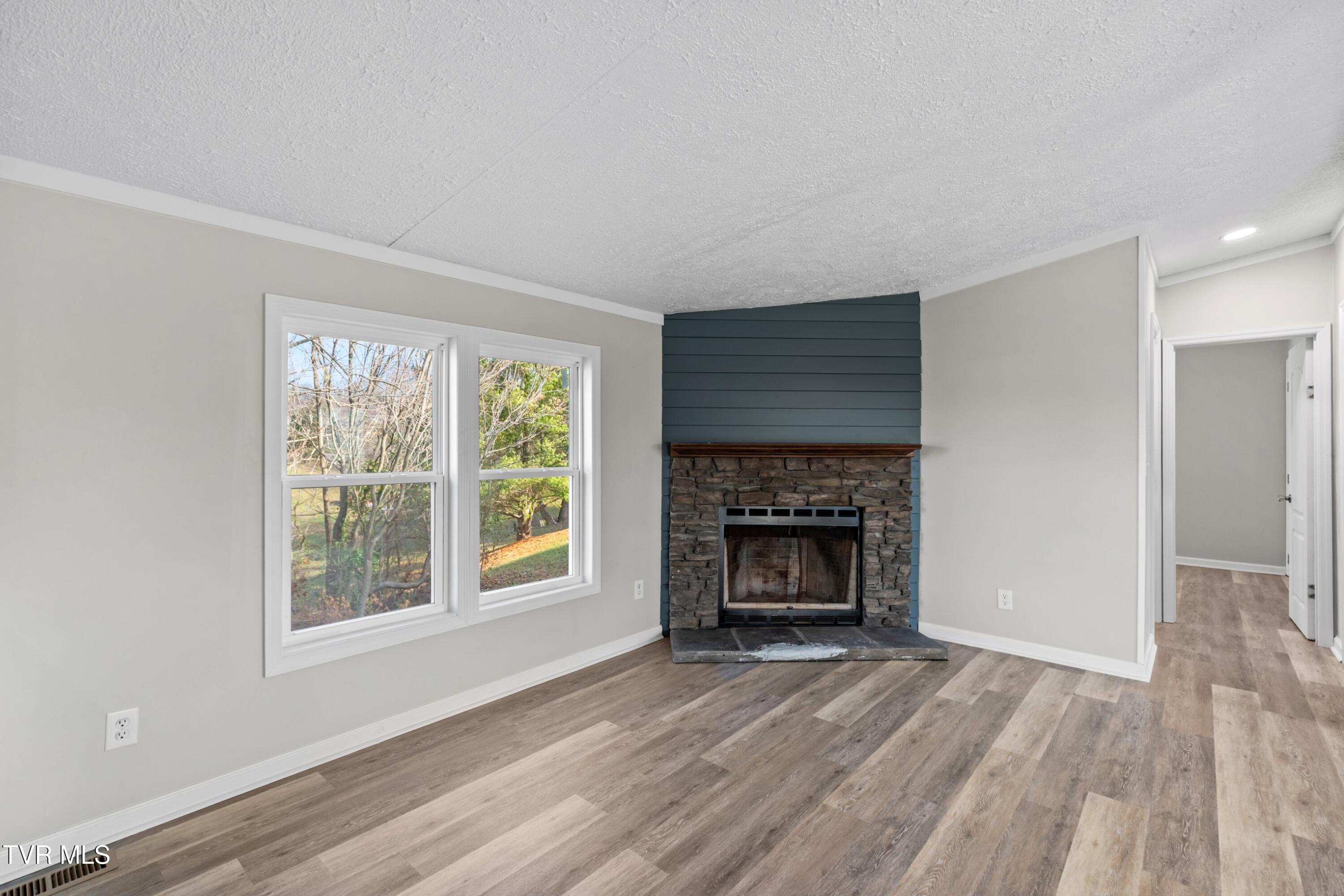 120 Hensley Loop Jonesborough, TN 37659 - Photo 8 of 38 016-120HensleyLoop-Jonesborough-TN-37659