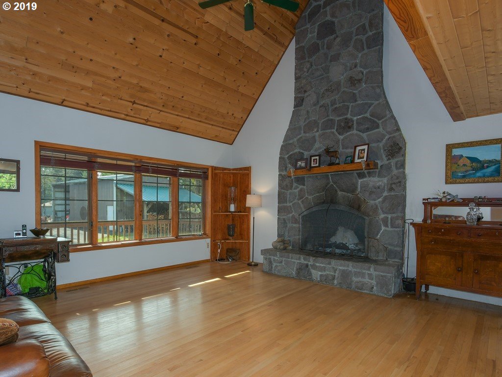 282 Stevens Road Washougal, WA 98671 - Photo 8 of 31 Gallery Image 8