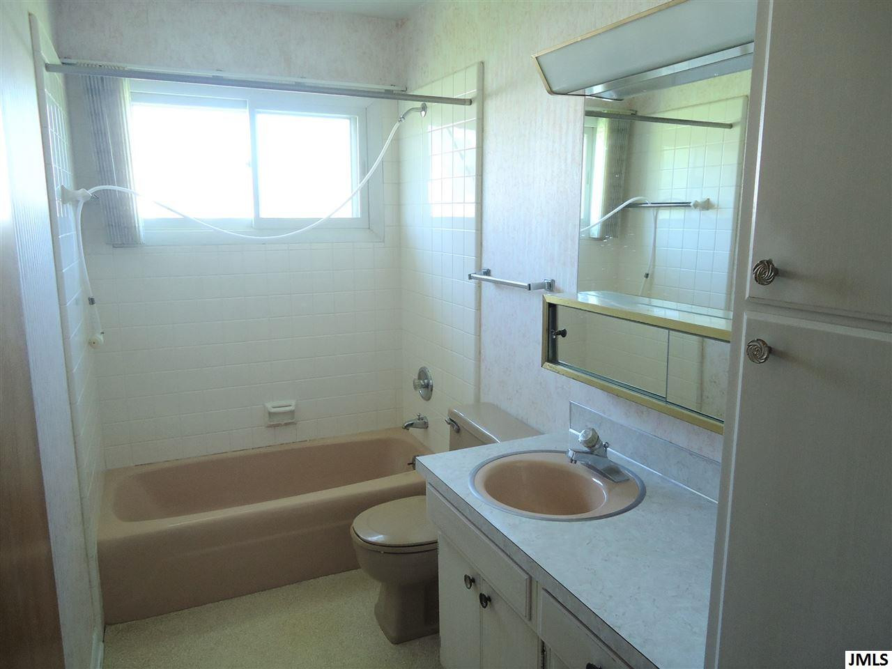 2115 Noon Road Jackson, MI 49201 - Photo 20 of 34 Photo 20