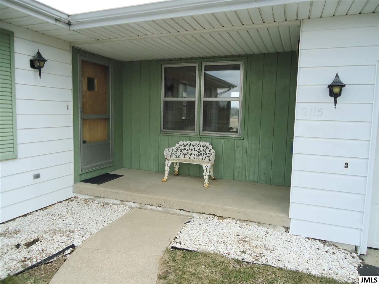 2115 Noon Road Jackson, MI 49201 - Photo 2 of 34 Photo 2