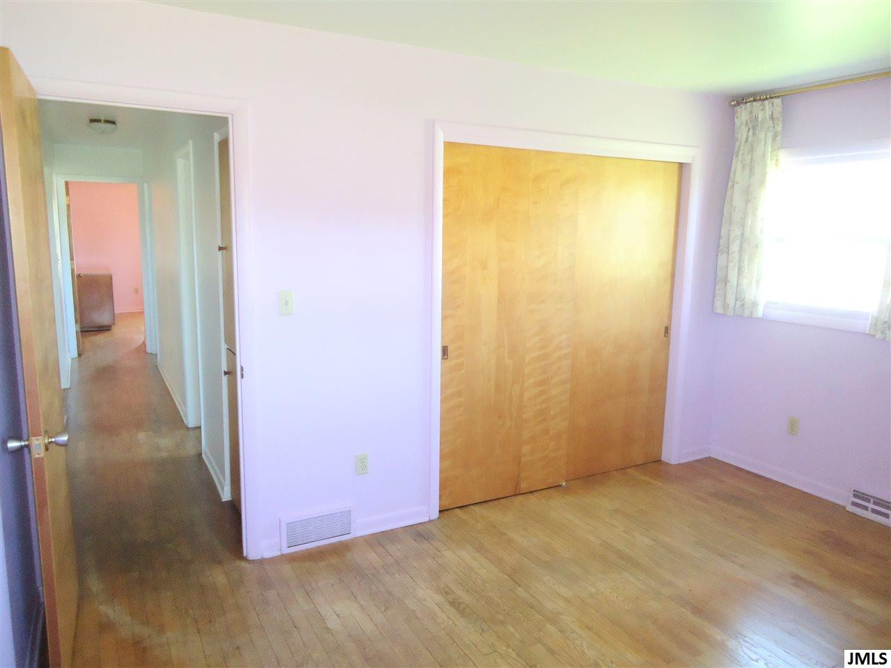 2115 Noon Road Jackson, MI 49201 - Photo 22 of 34 Photo 22