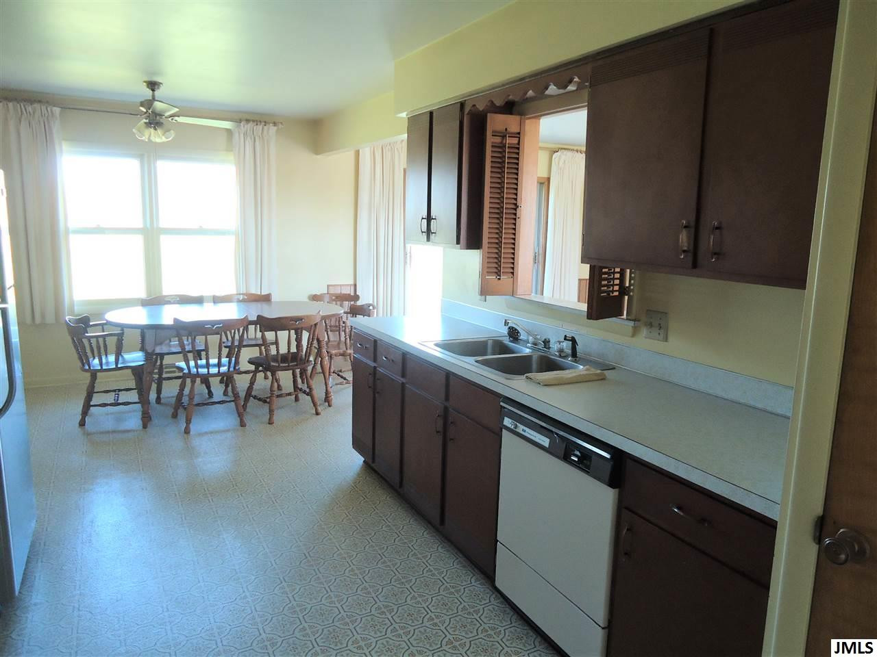 2115 Noon Road Jackson, MI 49201 - Photo 7 of 34 Photo 7