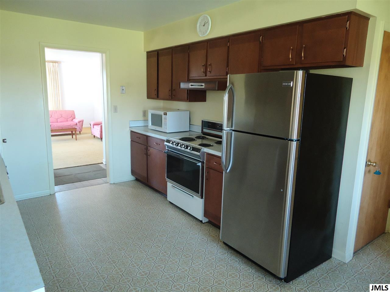 2115 Noon Road Jackson, MI 49201 - Photo 9 of 34 Photo 9