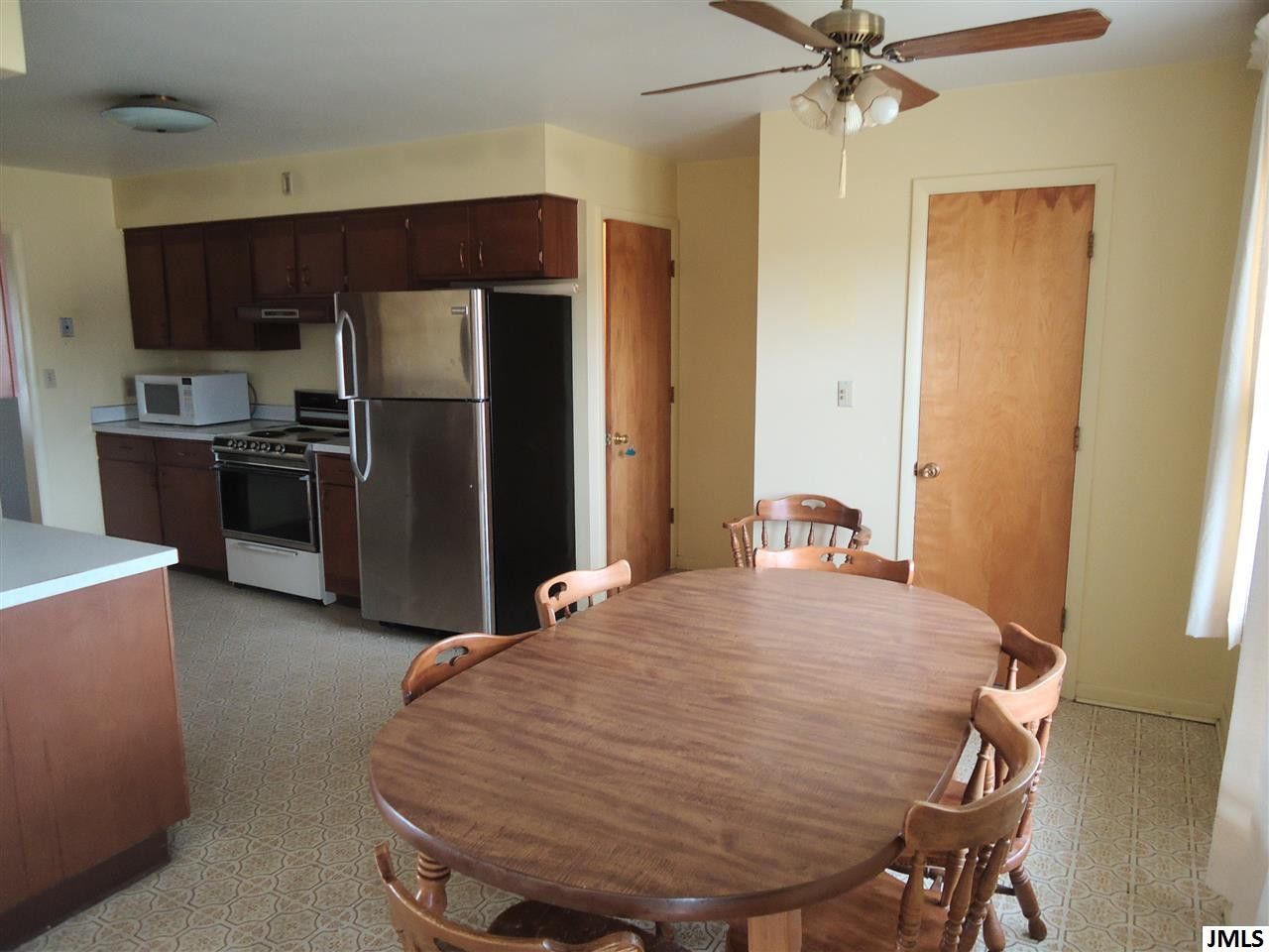 2115 Noon Road Jackson, MI 49201 - Photo 10 of 34 Photo 10
