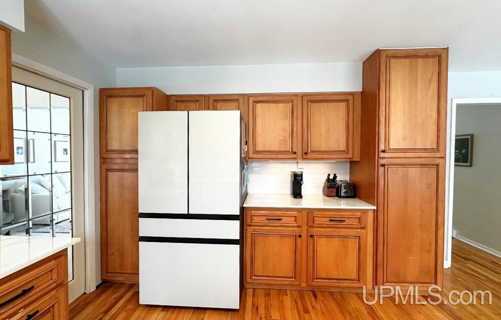 1041 Allouez Road Marquette, MI 49855 - Photo 11 of 38
