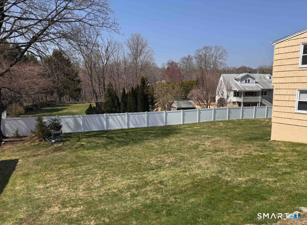 530 River Road Greenwich, CT 06807 - Photo 8 of 9 Gallery Image 8