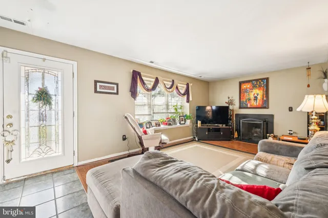 $405,000 | 55 Breckenridge Drive, Sicklerville, NJ 08081