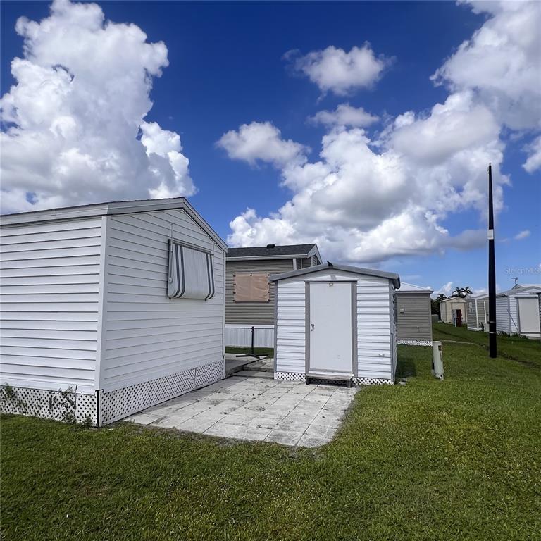 1424 Trout Punta Gorda, FL 33950 - Photo 22 of 32 a view of a backyard
