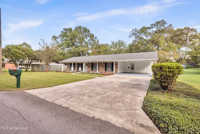 $259,000 | 1003 Union School Road, Picayune, MS 39466