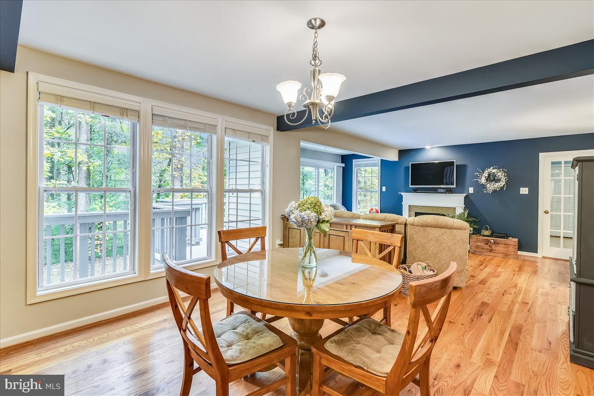 18269 Canby Road Leesburg, VA 20175 - Photo 22 of 62 Informal dining area