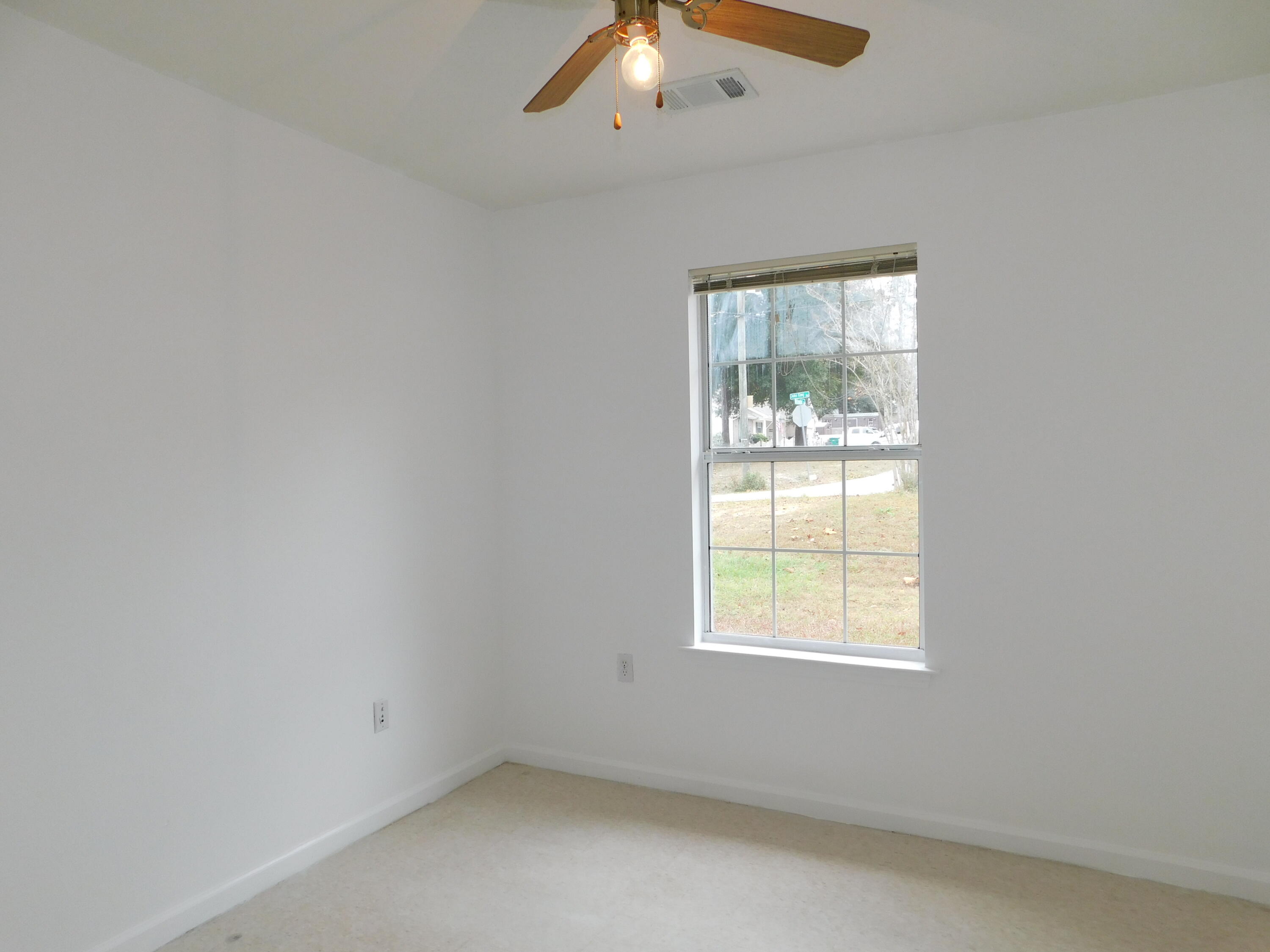 386 John King Road Crestview, FL 32539 - Photo 19 of 27 DSCN3259