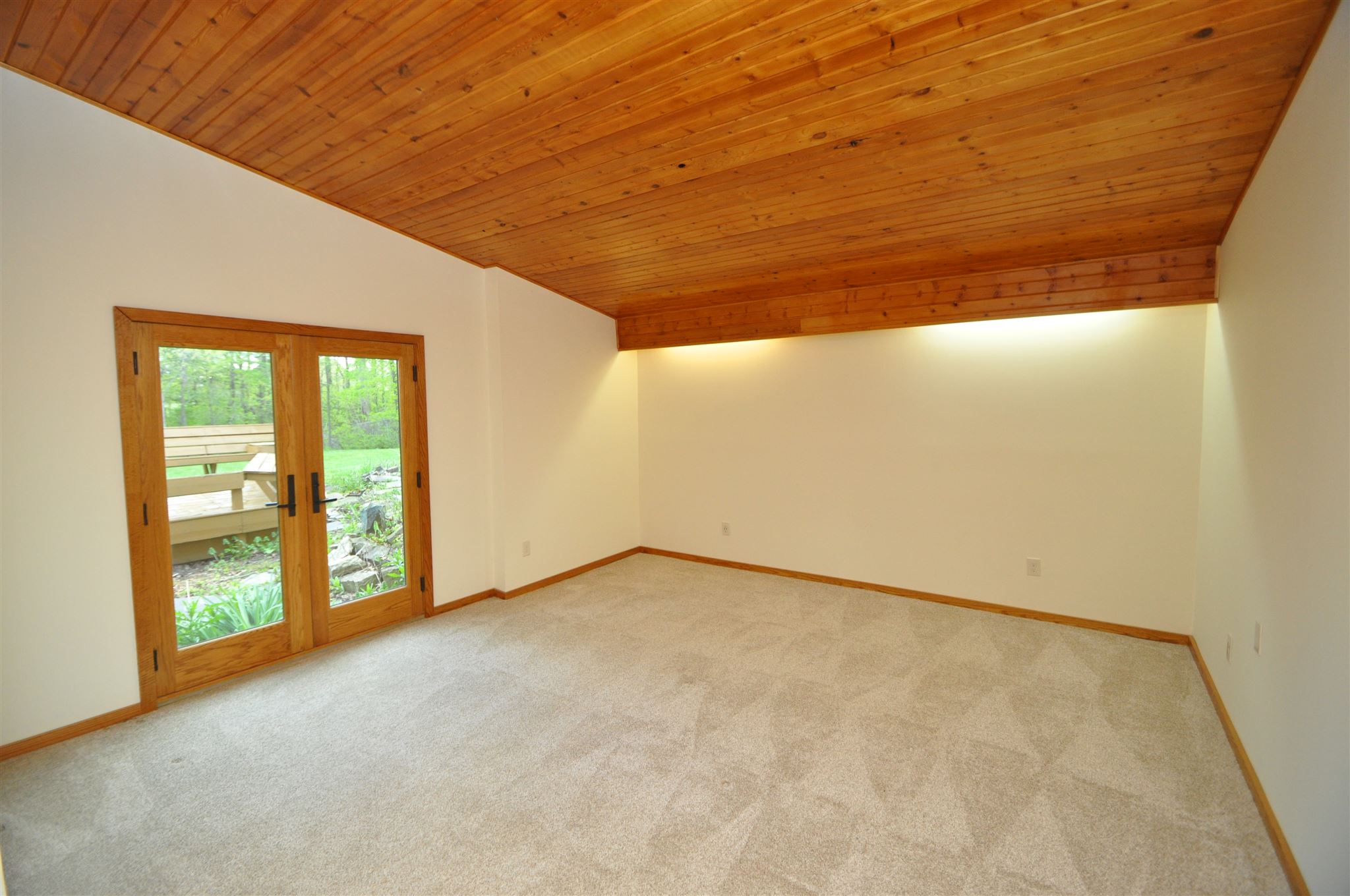 5533 Leesburg Road Fort Wayne, IN 46818 - Photo 21 of 36