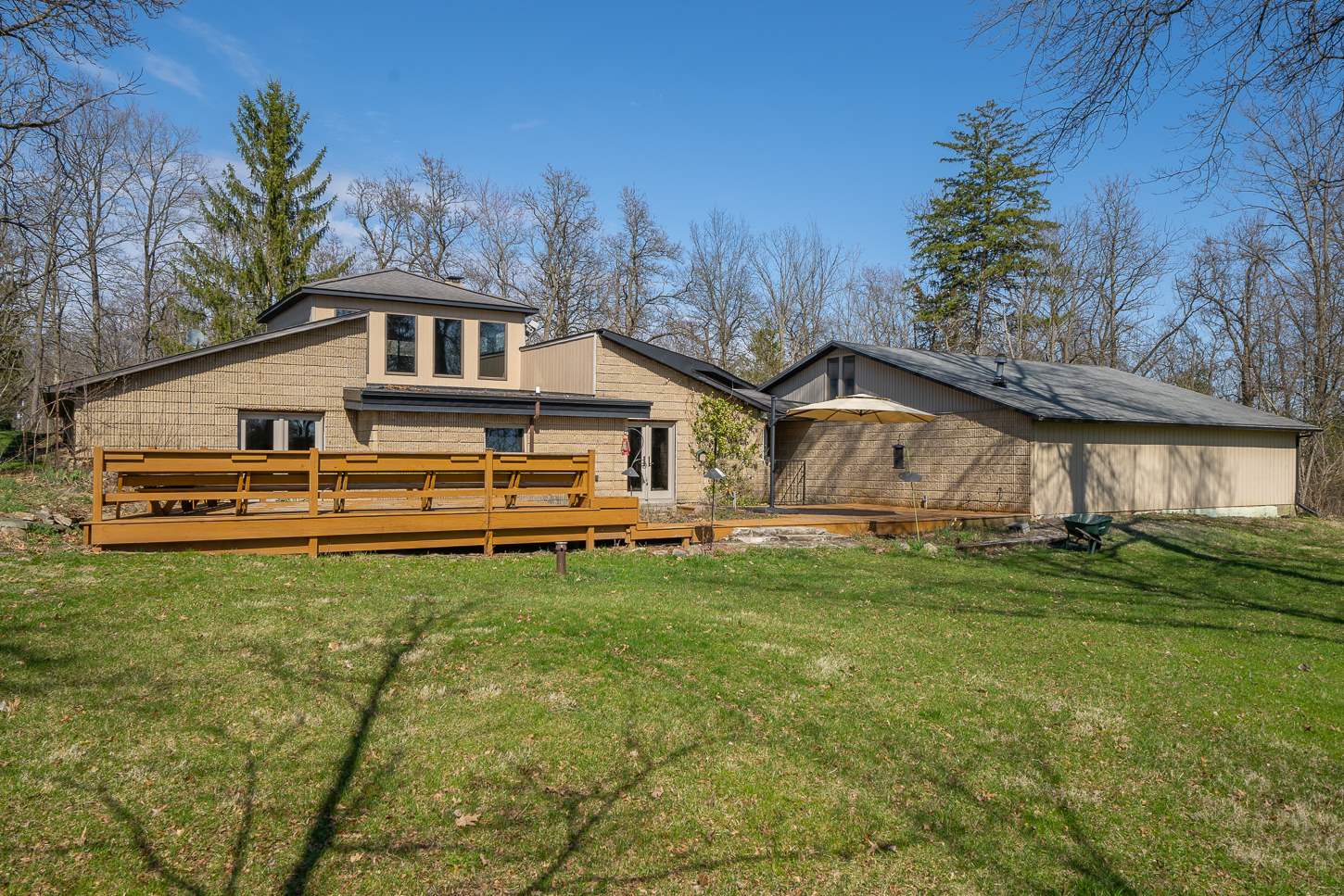 5533 Leesburg Road Fort Wayne, IN 46818 - Photo 6 of 36