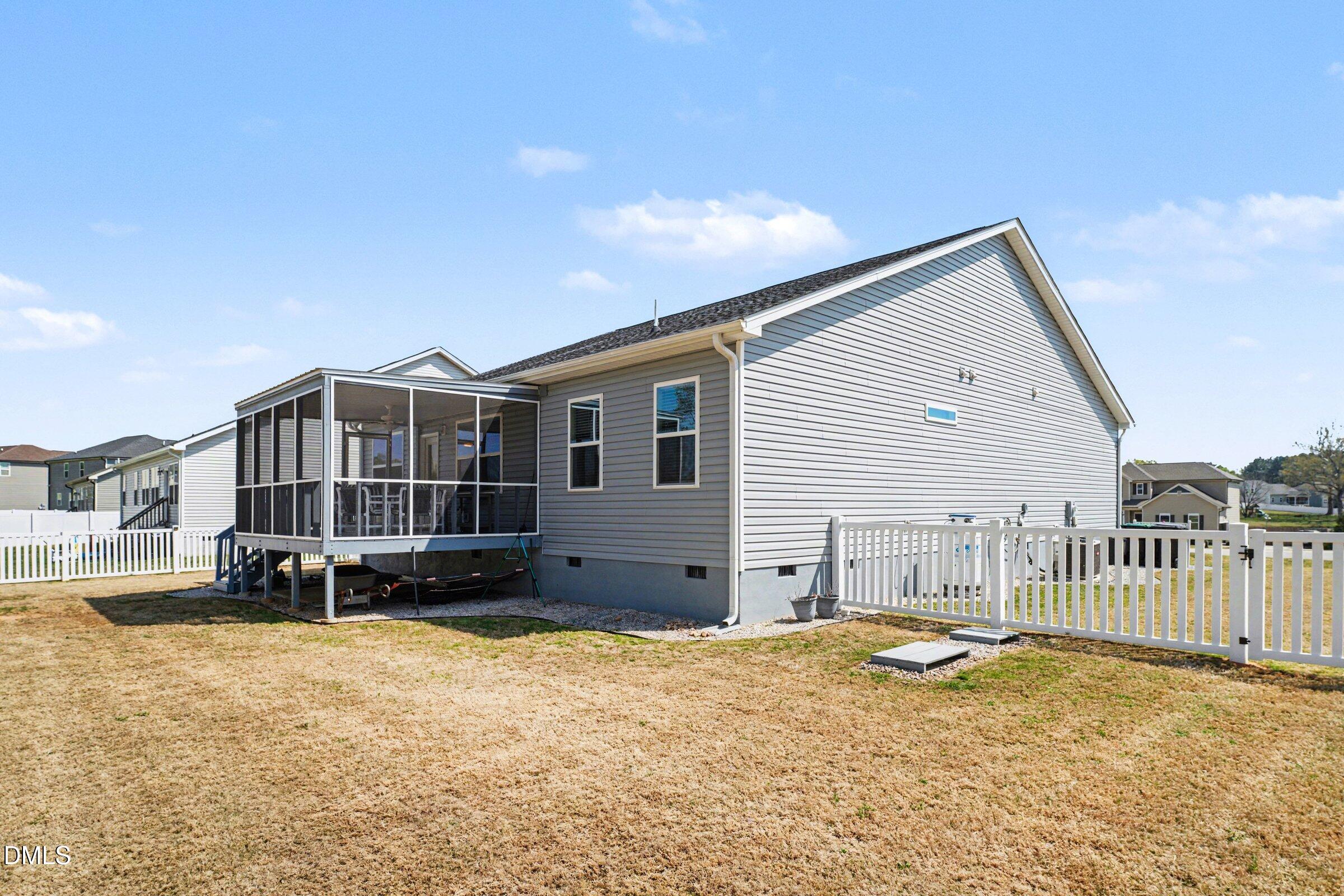 130 Aylebury Ridge Zebulon, NC 27597 - Photo 27 of 41 a view of a house with a yard