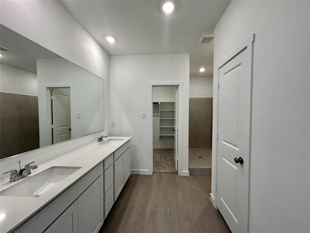 443 Ridge Drive Justin, TX 76247 - Photo 13 of 26 Gallery Image 13