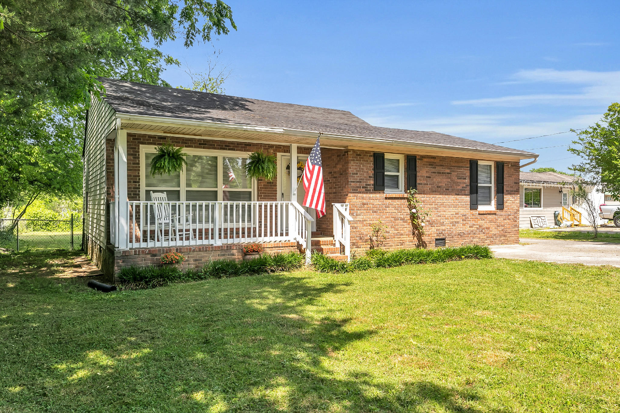 5633 State Line Road Chattanooga, TN 37412 - Photo 1 of 23 s12