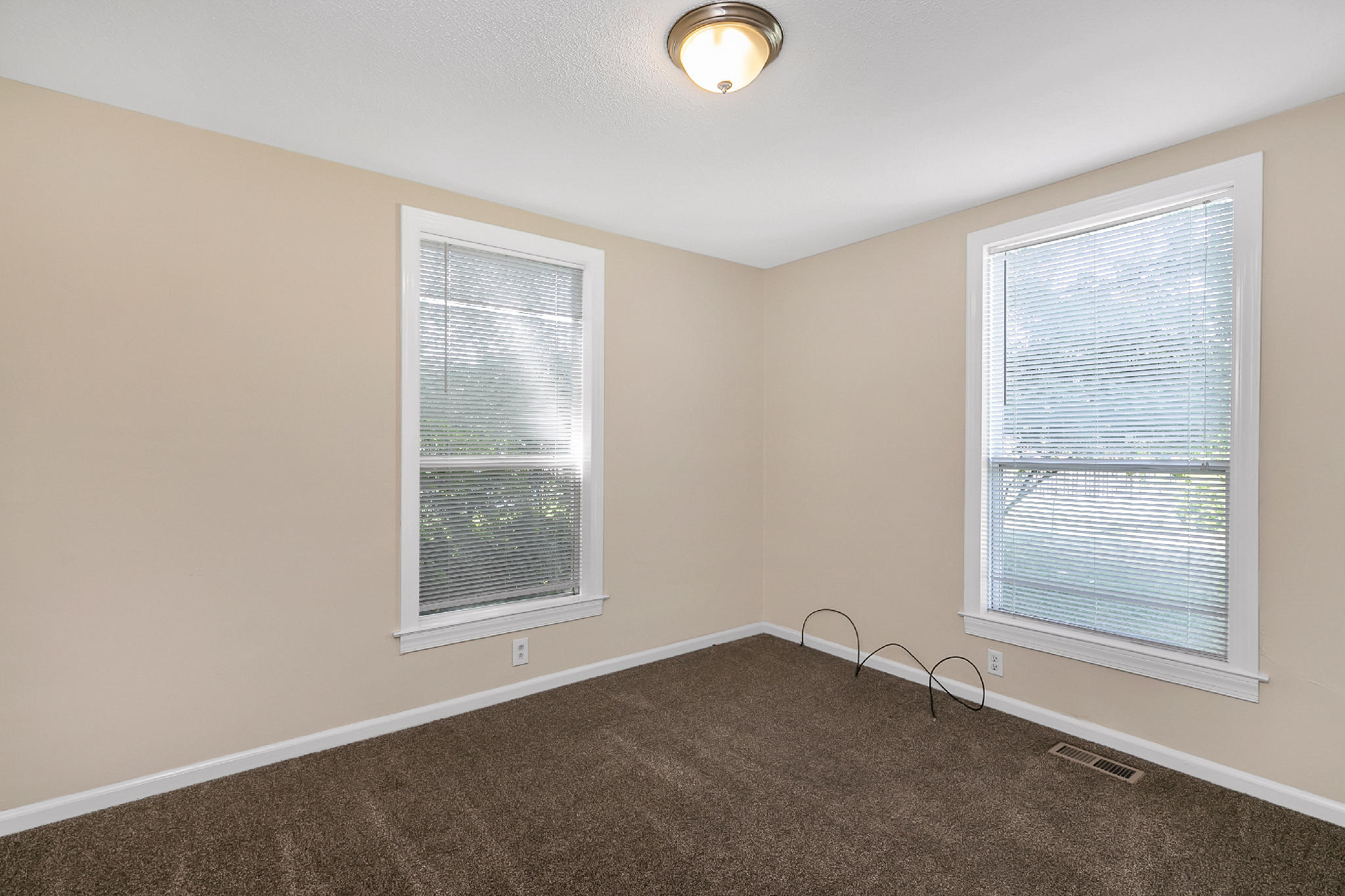 5633 State Line Road Chattanooga, TN 37412 - Photo 15 of 23 s6